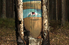quadretto dipinto in un albero